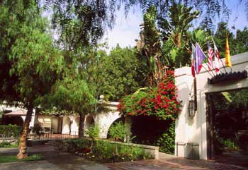 LA River Center & Gardens: Visiting, Events & Map
